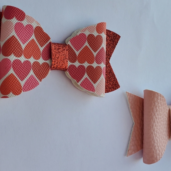 Red and Pink Bow Set - Picture 3 of 3